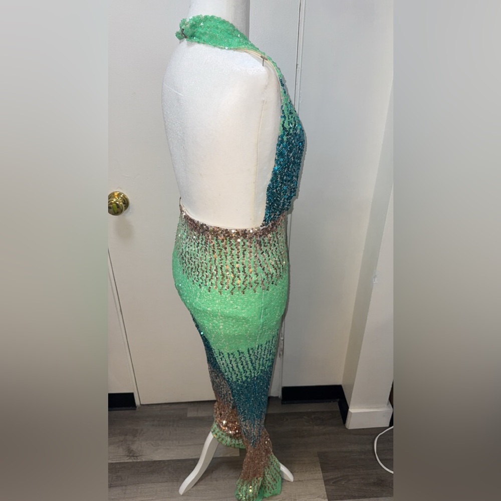 Ombre Sequin Halter Neck Flared Jumpsuit - Picture 3 of 3